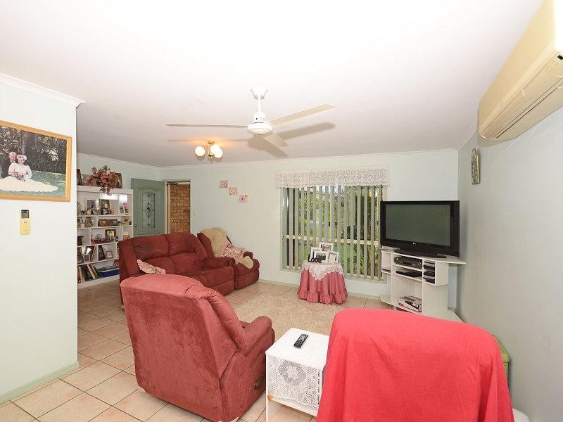 20 Ian Avenue, Kawungan QLD 4655