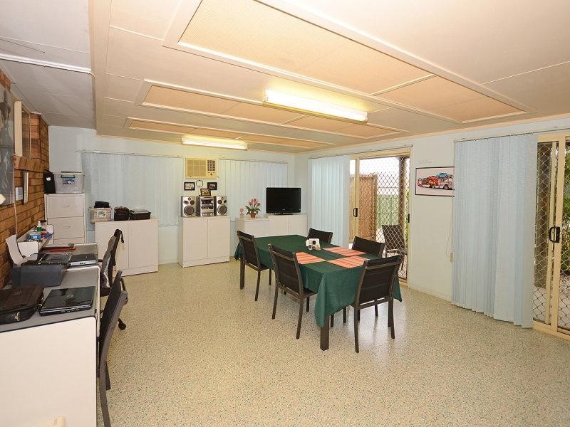 20 Ian Avenue, Kawungan QLD 4655