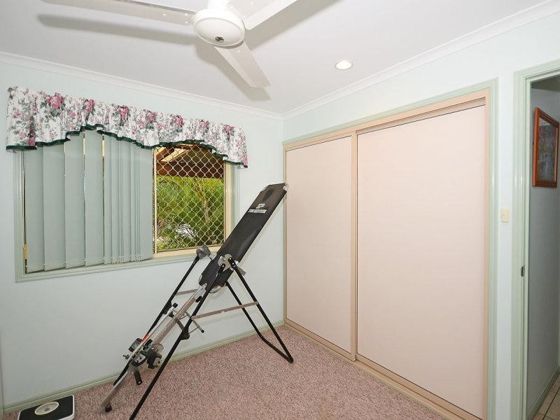 20 Ian Avenue, Kawungan QLD 4655