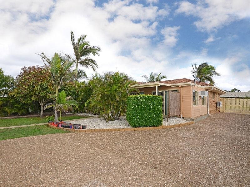 20 Ian Avenue, Kawungan QLD 4655