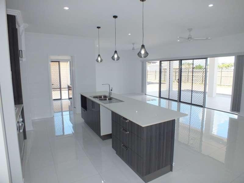 58 Royal  Drive, Kawungan QLD 4655