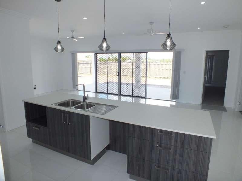 58 Royal  Drive, Kawungan QLD 4655