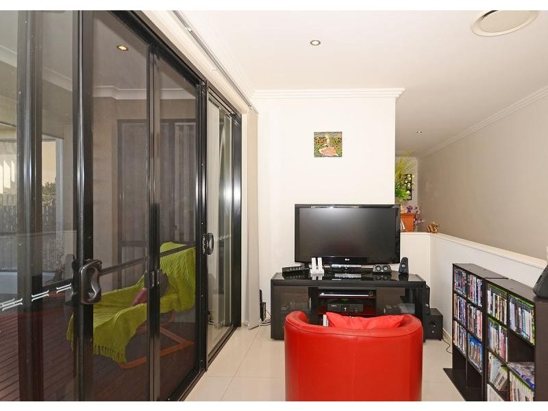 L2, 1, 27 Bay Park  Road, Wondunna QLD 4655