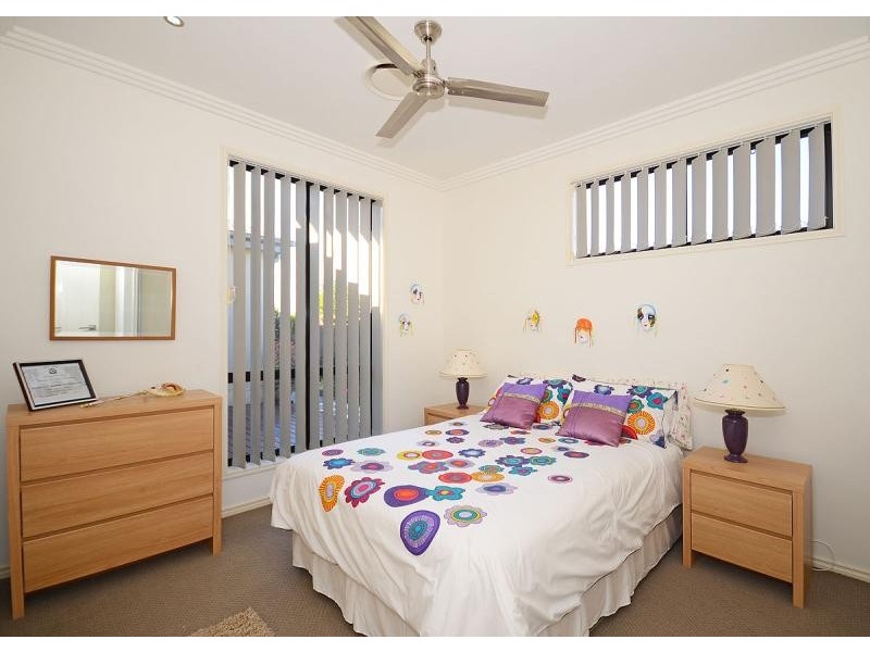 L2, 1, 27 Bay Park  Road, Wondunna QLD 4655