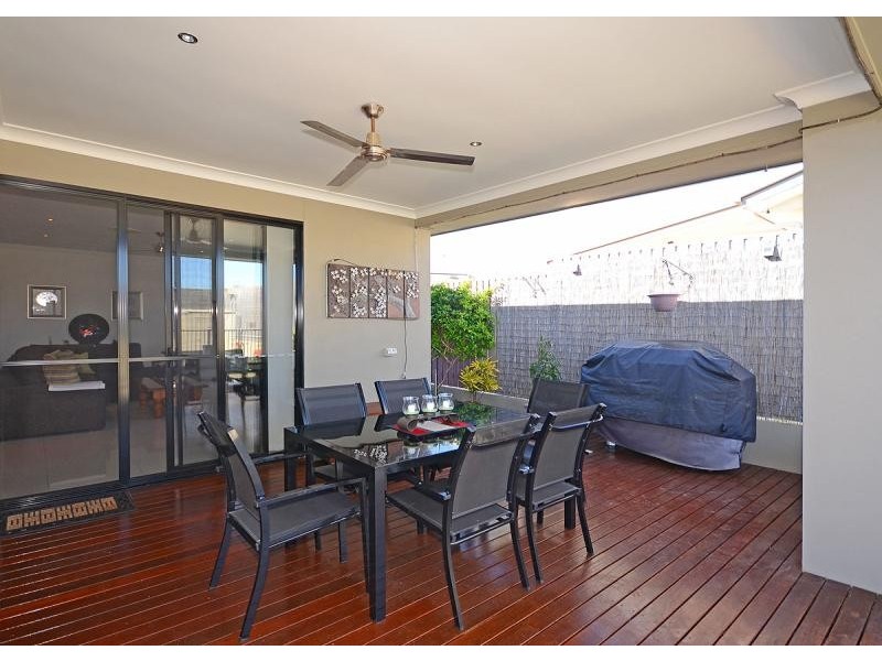 L2, 1, 27 Bay Park  Road, Wondunna QLD 4655