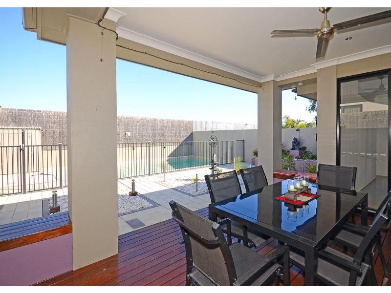 L2, 1, 27 Bay Park  Road, Wondunna QLD 4655