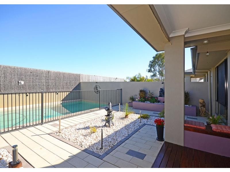 L2, 1, 27 Bay Park  Road, Wondunna QLD 4655