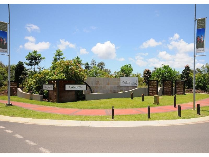 L2, 1, 27 Bay Park  Road, Wondunna QLD 4655