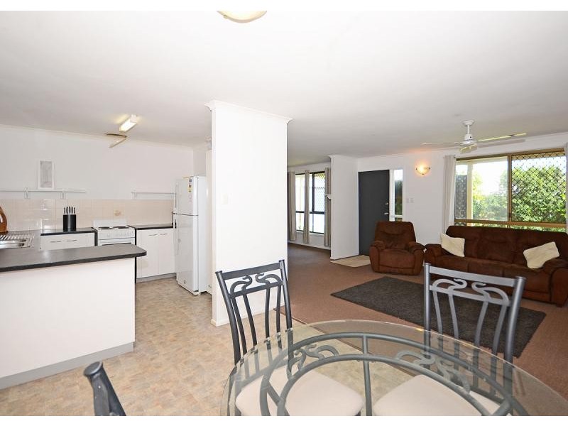 45 Caddy Avenue, Urraween QLD 4655