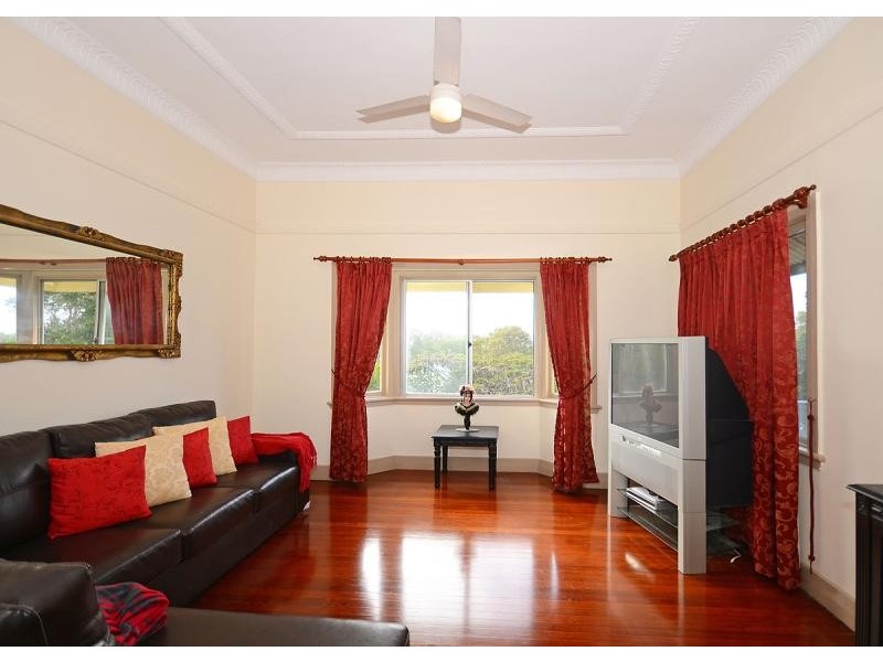 13 Oslove Drive, Booral QLD 4655