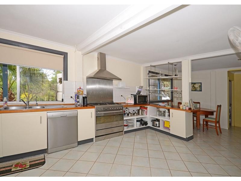 13 Oslove Drive, Booral QLD 4655