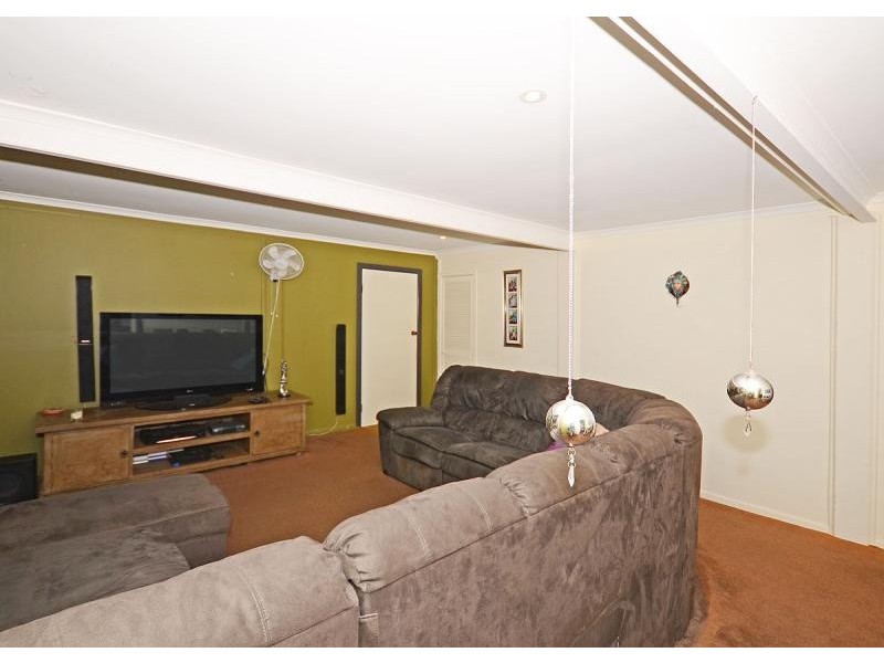 13 Oslove Drive, Booral QLD 4655