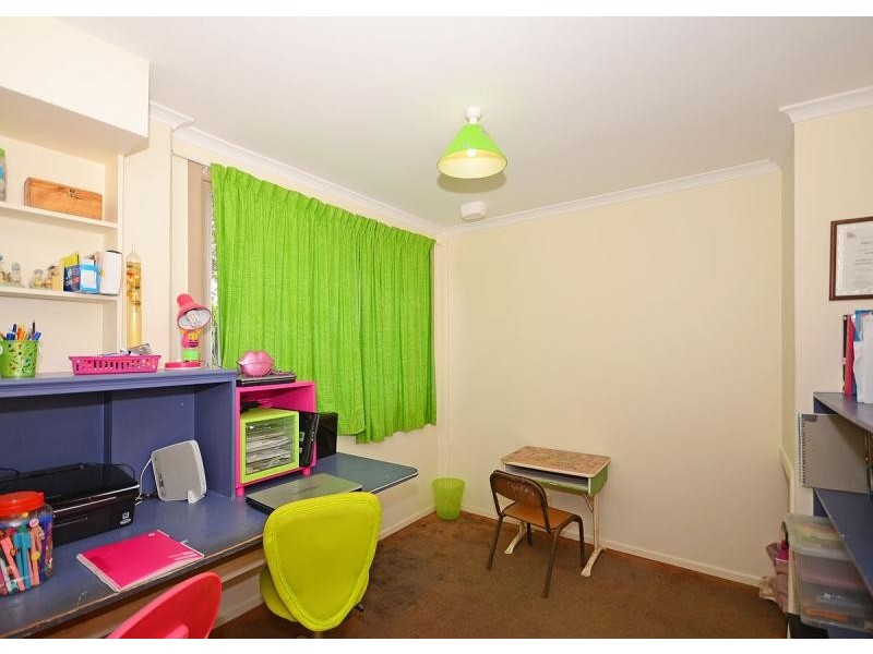 13 Oslove Drive, Booral QLD 4655