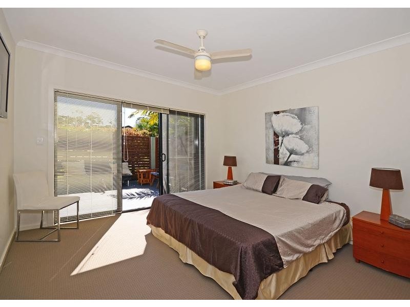 17 Amstal Avenue, Wondunna QLD 4655