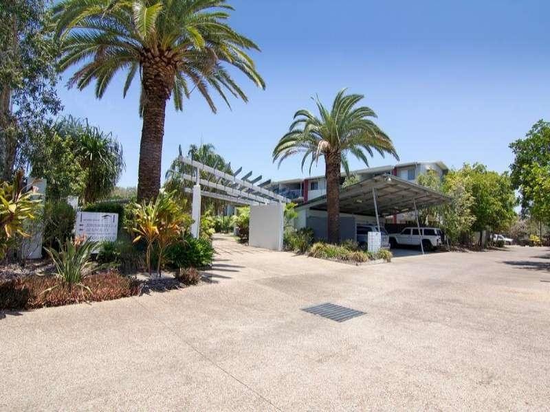 11, 68 Pulgul Street, Urangan QLD 4655