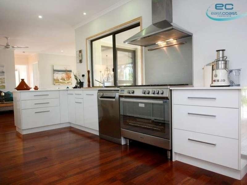 22 Beacon  Road, Booral QLD 4655