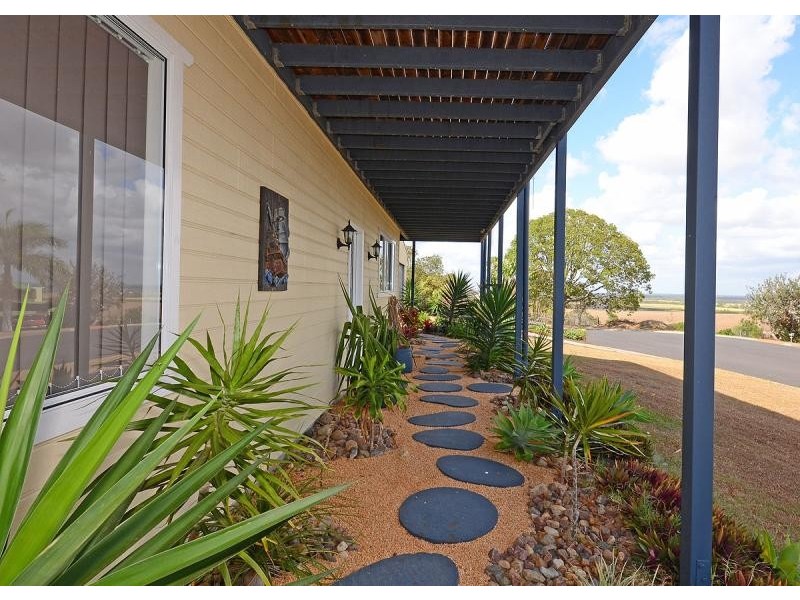 1 Woralie Way, Urraween QLD 4655