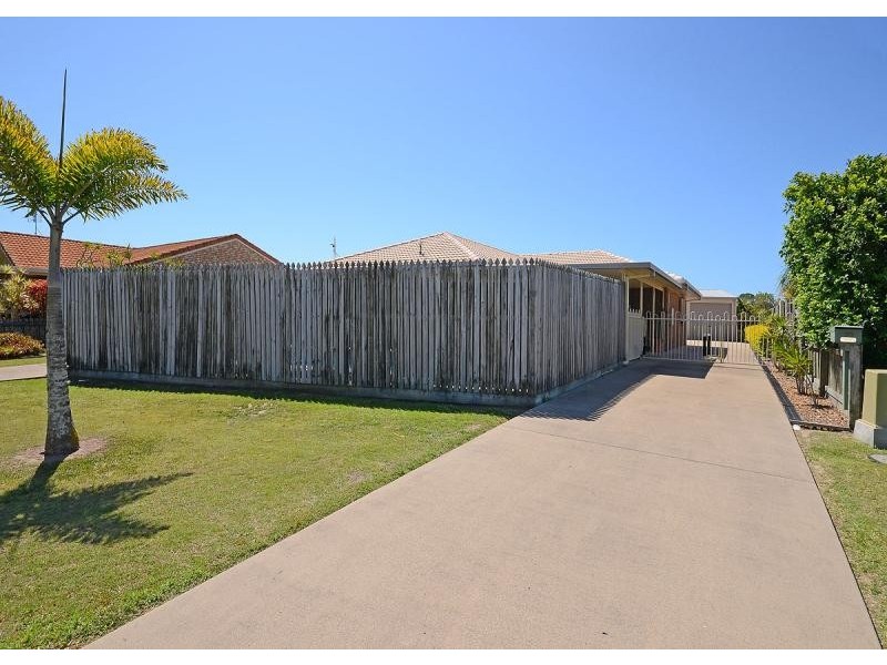 38 Bunker Avenue, Urraween QLD 4655