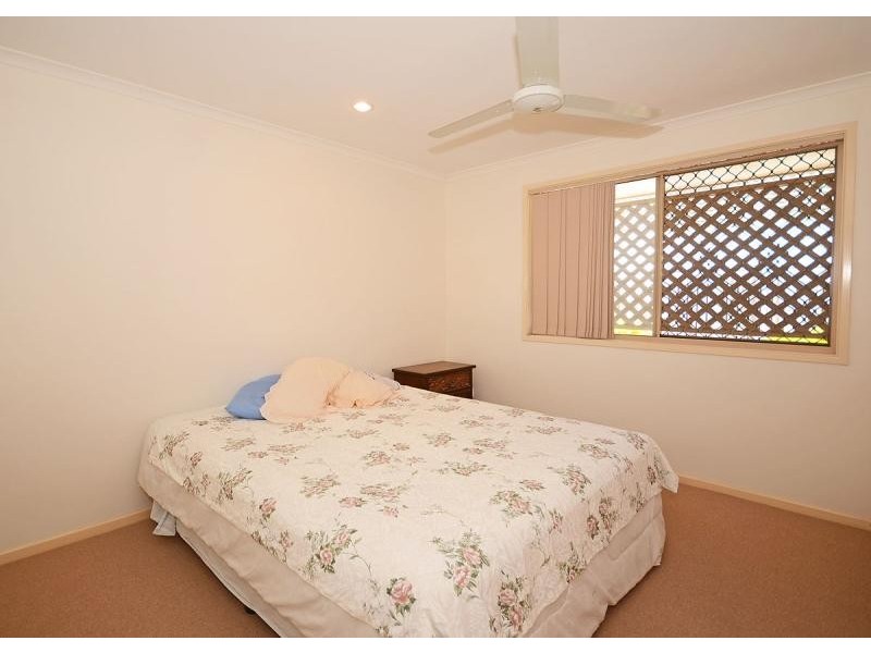 38 Bunker Avenue, Urraween QLD 4655