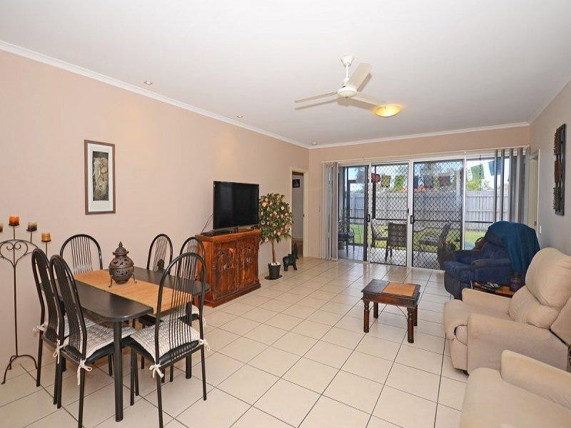 9, 230 Pulgul Street, Urangan QLD 4655