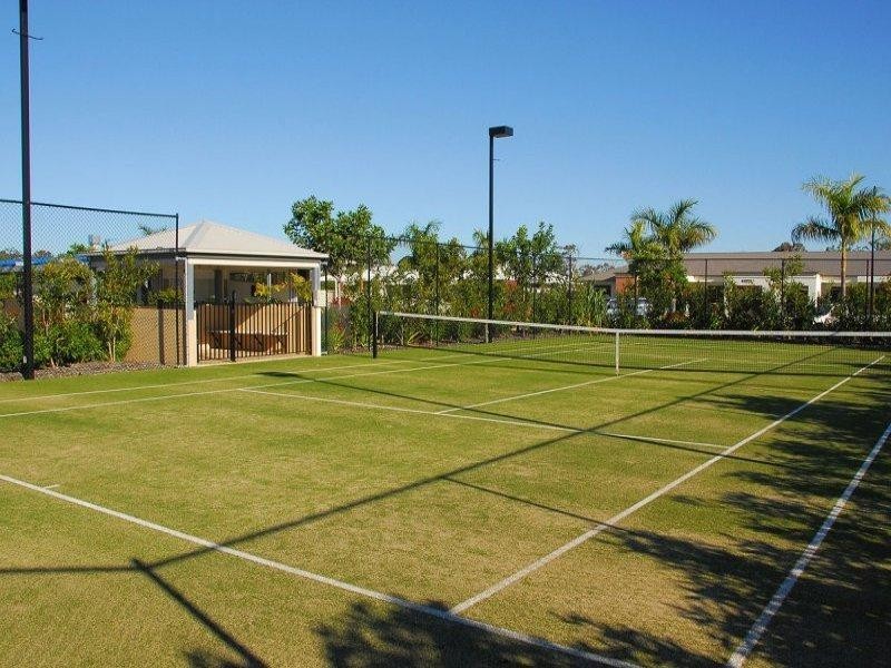 9, 230 Pulgul Street, Urangan QLD 4655