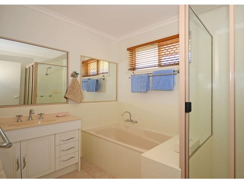 54 Cedar Crescent, Kawungan QLD 4655