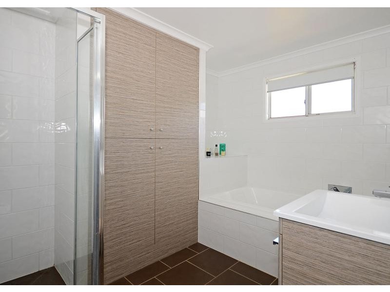 12 Jensen Drive, Urraween QLD 4655