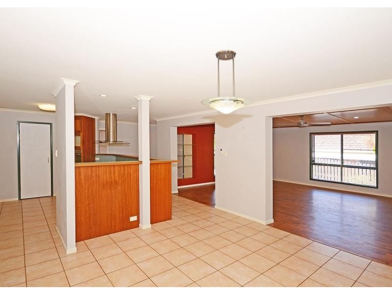 21 Romeck Crescent, Urraween QLD 4655