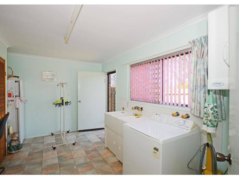 94 – 96 Garden Drive, Urangan QLD 4655