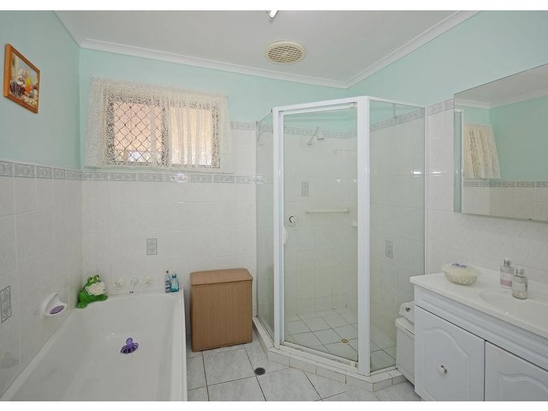 94 – 96 Garden Drive, Urangan QLD 4655