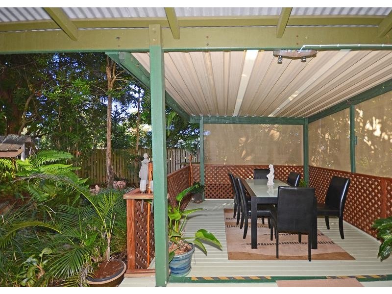 180a Cypress Street, Urangan QLD 4655