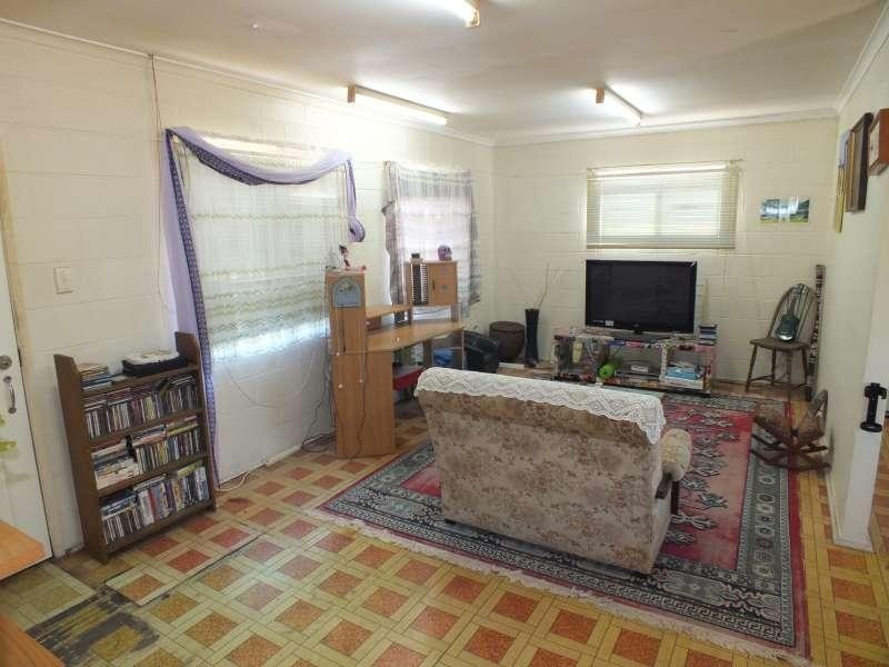 443 Boat Harbour Drive, Torquay QLD 4655
