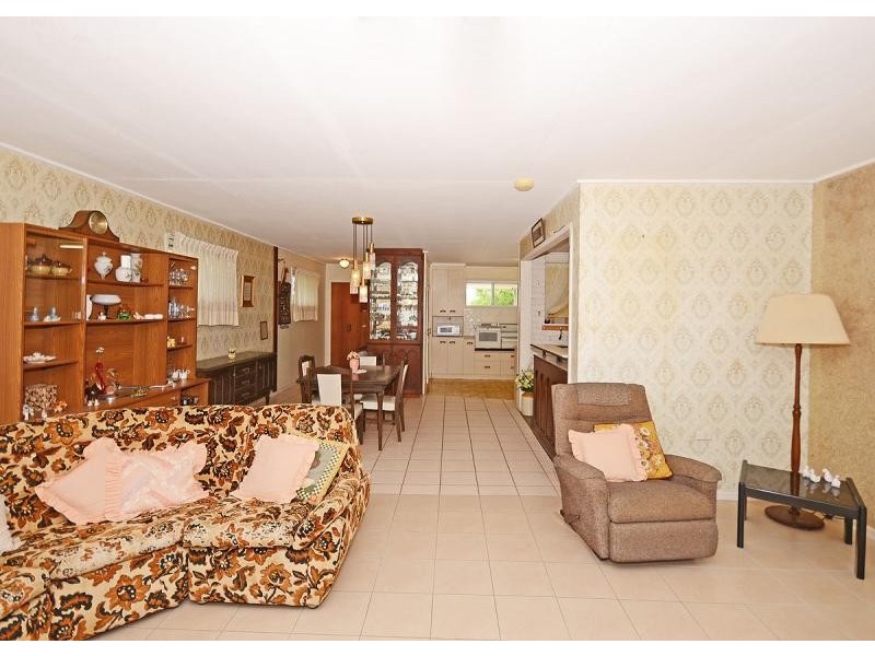 40 Tavistock Street, Torquay QLD 4655