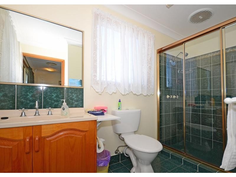 180a Cypress  Street, Urangan QLD 4655