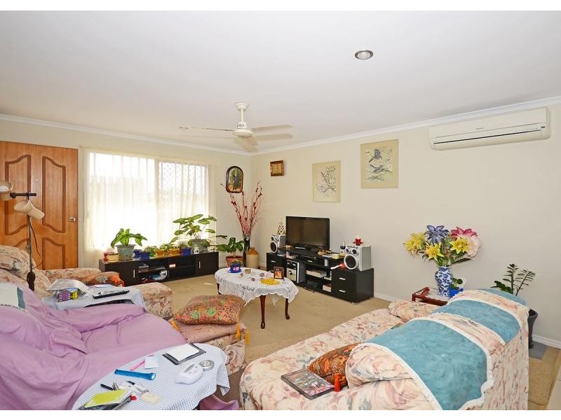 2/107 Nissen Street, Urraween QLD 4655