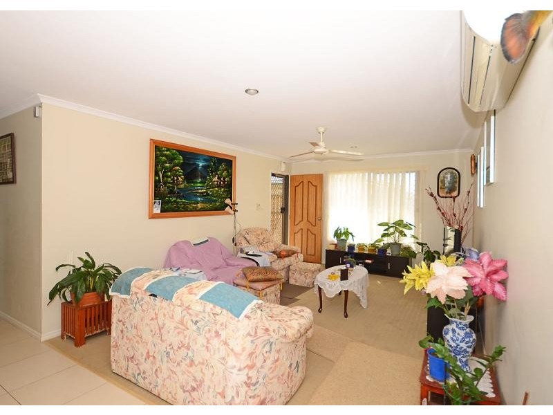 2/107 Nissen Street, Urraween QLD 4655