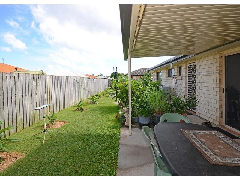 2/107 Nissen Street, Urraween QLD 4655