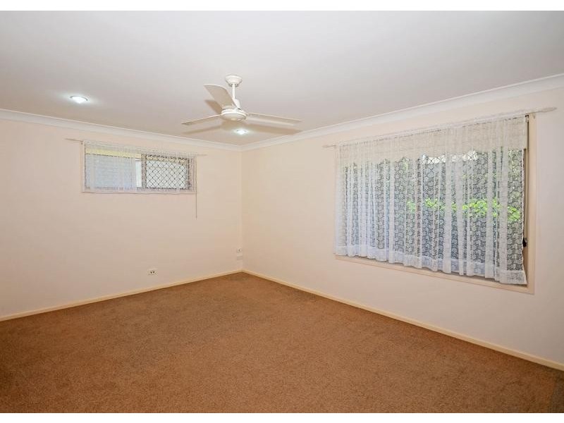 8 Nicholson Court, Urraween QLD 4655