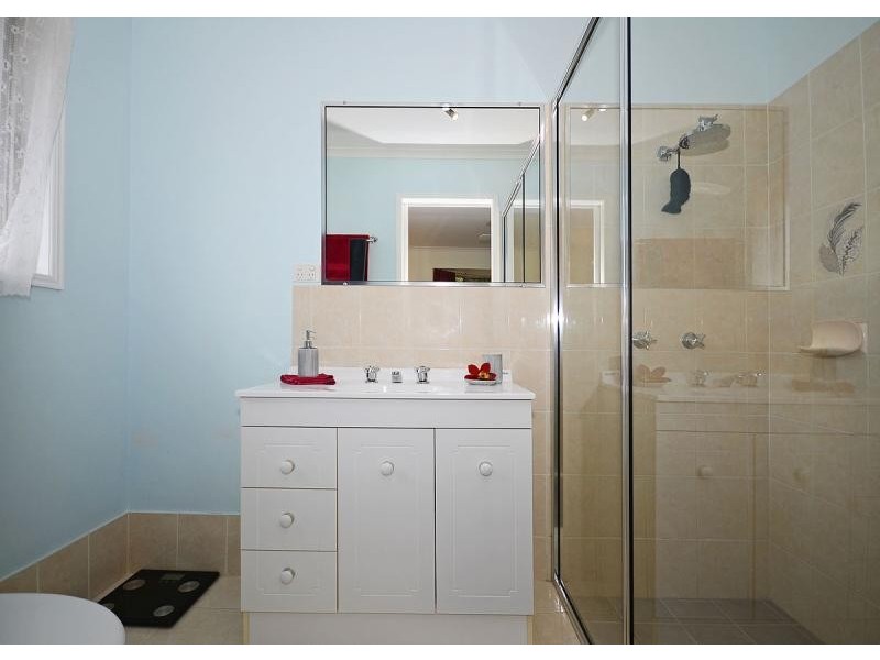 26 Wattlebird  Lane, Eli Waters QLD 4655