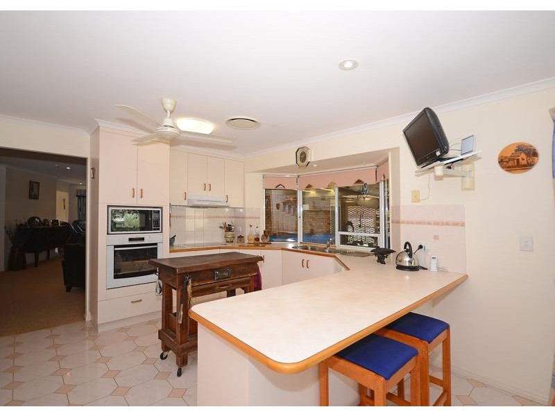 3 Whimbrel Grove, Eli Waters QLD 4655