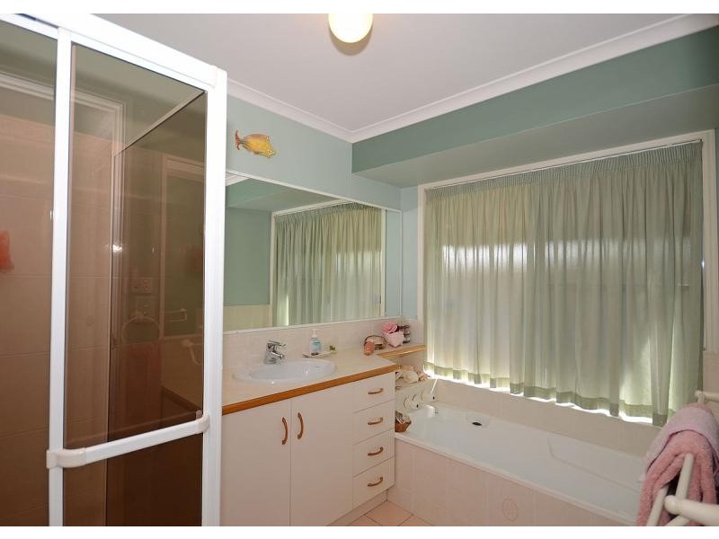 3 Whimbrel Grove, Eli Waters QLD 4655