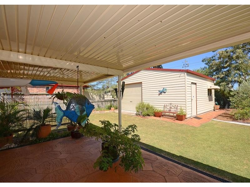 3 Whimbrel Grove, Eli Waters QLD 4655
