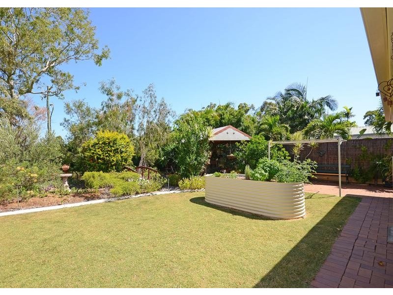 3 Whimbrel Grove, Eli Waters QLD 4655