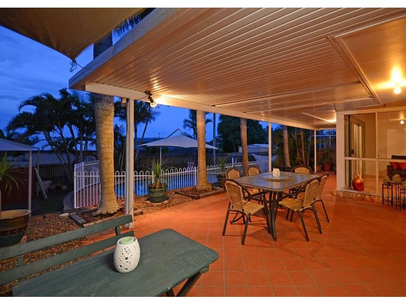 2 Faraday  Court, Urraween QLD 4655