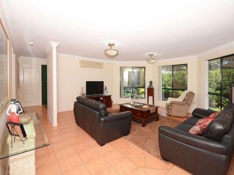 2 Macbel Court, Torquay QLD 4655