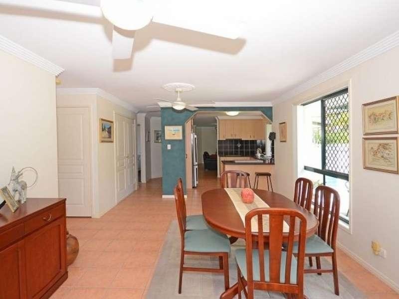 2 Macbel Court, Torquay QLD 4655