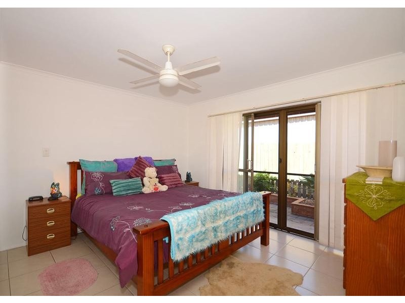 36 Hansen Street, Urangan QLD 4655