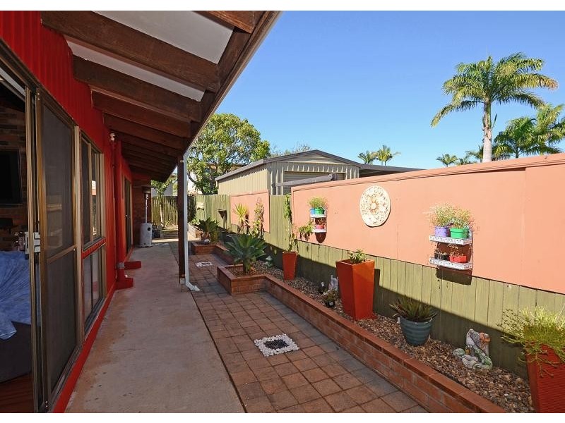 36 Hansen Street, Urangan QLD 4655
