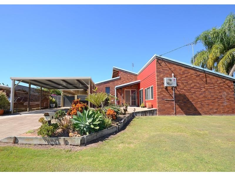 36 Hansen Street, Urangan QLD 4655