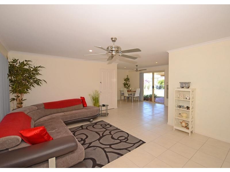 15 Endeavour Way, Eli Waters QLD 4655